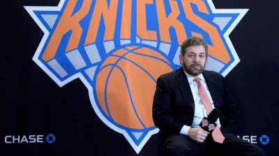 El dueño de los equipos de los Knicks de Nueva York (NBA) y de los Rangers de Nueva York (NHL), James Dolan. Foto EFE