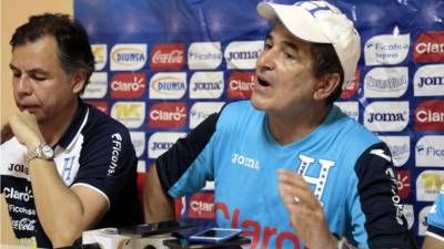 Jorge Luis Pinto en conferencia de prensa este miércoles.