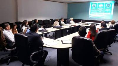 Mario Kafati dirigió la reunión con los directivos de gremiales mipymes.