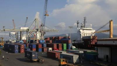 Terminal portuaria de Puerto Cortés. Honduras es el cuarto mayor destino de la inversión colombiana en el istmo.