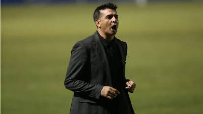 Diego Vázquez seguirá un año más con el Motagua.