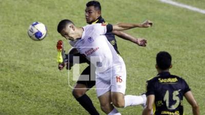 Real España y Olimpia empataron 0-0 en la ida de la final de grupos. Foto Neptalí Romero