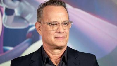 Tom Hanks espera que su nuevo filme ayude a ver la importancia de actuar con decencia durante una crisis global.
