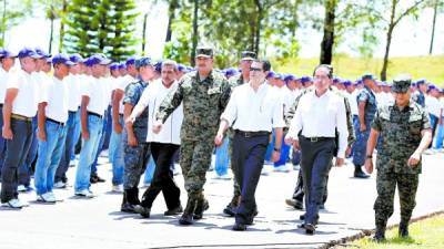 El presidente Hernández inauguró ayer el primer curso de formación.