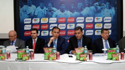 Miembros de la Fenafuth durante XXXll Congreso Ordinario Financiero. Foto Ronald Aceituno