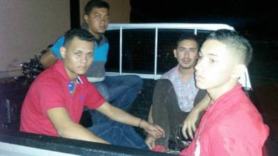 Equipos de inteligencia dieron seguimiento por varias horas a la supuesta banda de sicarios. A los detenidos les decomisaron una camioneta de lujo y tres armas de fuego. Dos de los hombres capturados son investigados por ser los principales sospechosos del asesinato de un tramitador de la DEI.