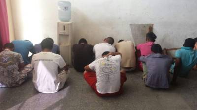 Entre los detenidos hay varios menores de edad.