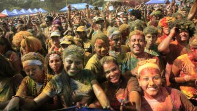 Más de L2.5 millones se recaudaron en el evento Colorun a beneficio de la sala de emergencia de pediatría del Mario Rivas.