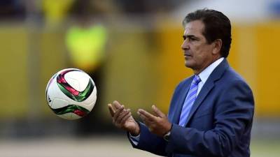 Jorge Luis Pinto ya ha manifestado que le gustaría dirigir en Chile.