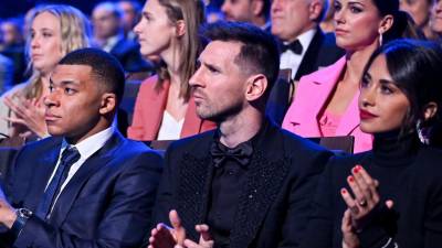 Mira las imágenes más curiosas que dejó la ceremonia de los premios The Best que tuvo como principal ganador a Lionel <b>Messi. Hubo una polémica.</b>