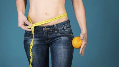 La buena postura es indispensable para que los músculos abdominales se mantengan trabajando.