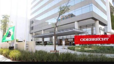 La empresa tiene las oficinas principales en el Edificio Odebrecht, en Salvador, Brasil.