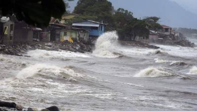 Aunque lo peor ya pasó, autoridades de Copeco instan a pobladores de los departamentos de Colón, Islas de la Bahía, Atlántida y Gracias a Dios a seguir atentos a las alertas y comunicaciones del organismo.