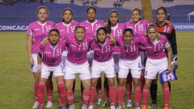 La selección hondureña empató 2-2 en su debut contra la escuadra de Jamaica.