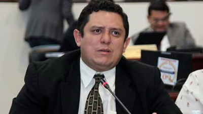 El diputado de Libre, Edgardo Casaña.