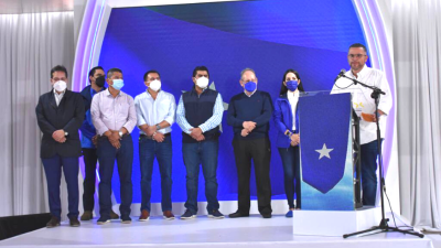 Autoridades del Partido Nacional en conferencia de prensa (Fotografía de archivo).