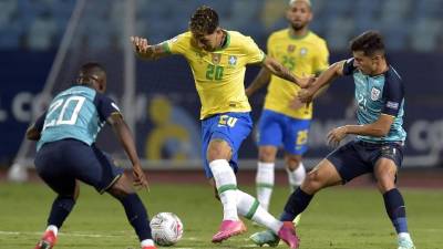 Brasil no pudo pasar del empate 1-1 contra Ecuador en la última jornada del Grupo B de la Copa América. Foto AFP