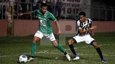 Selvin Guevara en plena acción en el amistoso del Marathón contra Honduras Progreso. Foto Neptalí Romero