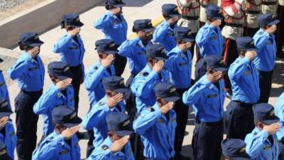 Una comisión es responsable de evaluar la idoneidad de altos oficiales y agentes de la escala básica de la Policía.