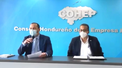 Representantes del Cohep en conferencia de prensa.