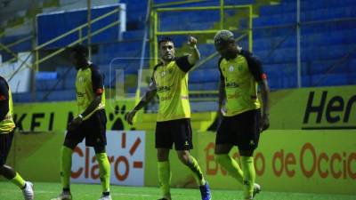 Real España golea al Honduras Progreso en estreno de Héctor Vargas en el Morazán