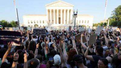 Con el fallo de ayer, los estados que así lo decidan podrán prohibir totalmente el aborto.