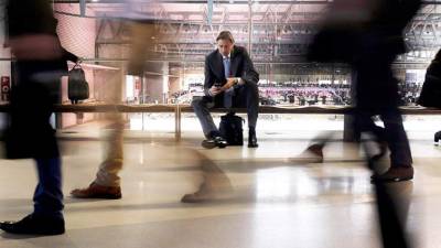 En el agitado mundo de hoy, en el que resulta tan fácil distraerse, mantenerse enfocado resulta indispensable.