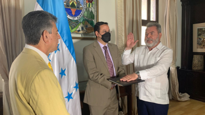 Juramentación de Roberto Contreras como alcalde de San Pedro Sula.