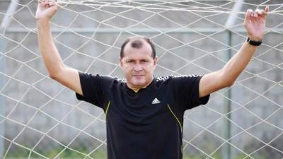 Wilmer Cruz podría regresar a trabajar en la Liga Nacional .