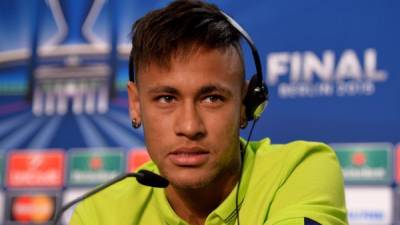 Neymar, en rueda de prensa.