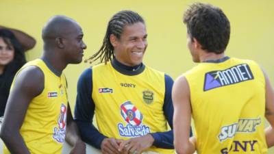 'No nos consideramos favoritos”: Carlinho
