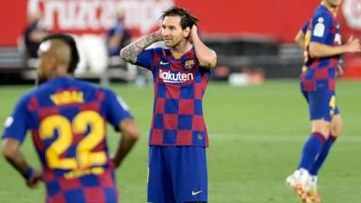 Lionel Messi no pudo ser determinando en la ofensiva del Barcelona ante Sevilla. Foto AFP.