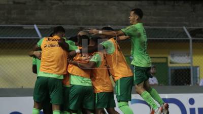 Juan Vieyra se luce con golazo espectacular en el Honduras Progreso - Marathón