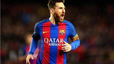 Lionel Messi es considerado por muchos como el mejor jugador de la historia. Ha ganado en cinco ocasiones el Balón de Oro y ha marcado goles para el recuerdo. Conoce a los mejores futbolistas con los que se ha enfrentado o ha compartido equipo Lionel Messi, a los cuales considera los mejores del mundo.