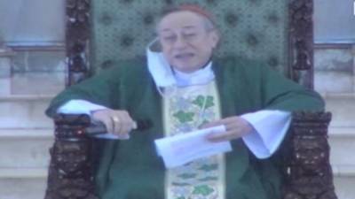 El cardenal hondureño en la homilía celebrada hoy en la Basílica Menor de Suyapa en Tegucigalpa.