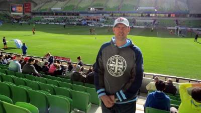 Los fanáticos australianos como John Bross no comparten las notas sobre Honduras que se generan en su país.