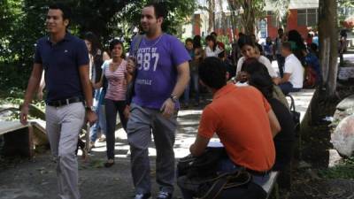 Ofrecen becas a hondureños para estudiar en el exterior