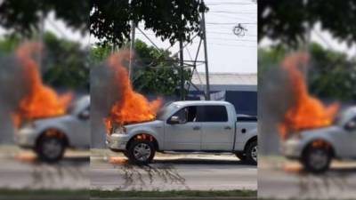 El vehículo es un Ford F250.