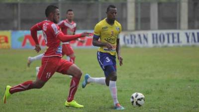 Danilo Tobías y Velásquez Colón fueron titulares en ambos equipos.