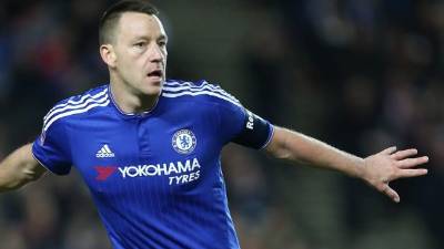 El defensor de 35 años de edad pagó alrededor de 2.000 euros.