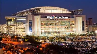 El NRG Stadium tiene capacidad para 71 mil aficionados.