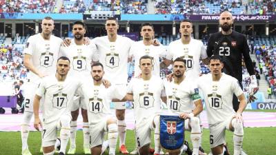 Escándalo en la selección de Serbia. Dos futbolistas de Serbia son acusados de meterse supuestamente con las esposas de sus compañeros.