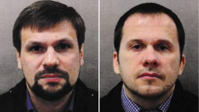 Combo de imágenes facilitadas por la policía metropolitana de Londres que muestra a los ciudadanos rusos Alexander Petrov (d) y Ruslan Boshirov (i). EFE