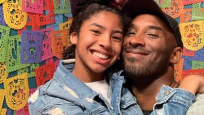 El mundo de los deportes recibió una terrible noticia este fatídico domingo al reportar el accidente aéreo en Calabasas, California donde iba la estrella de la NBA Kobe Bryant y su hermosa hija de 13 años, Gigi; además otras tres personas que aún no han sido identificadas.