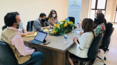 Los hondureños elegirán el domingo a los candidatos para la presidencial del país centroamericano, tres designados presidenciales (vicepresidentes), 298 alcaldías municipales y 128 diputados.