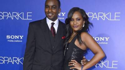 La joven consumía drogas a raíz de la muerte de su madre Whitney Houston. Aquí junto a Nick Gordon en 2012.