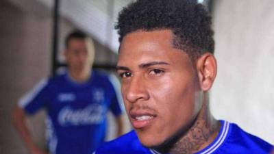 LAV104. MOSCÚ (RUSIA), 08/07/2018.- El seleccionador de Bélgica, el español Roberto Martínez (d), y su asistente, el exfutbolista francés Thierry Henry, participan en un entrenamiento hoy, domingo 8 de julio de 2018, en Moscú (Rusia). Bélgica enfrentará a Francia en un partido de las semifinales del Mundial de Rusia 2018. EFE/LavandeIra jr