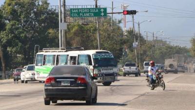 El semáforo en el desvío a la Planeta fue reparado.