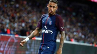 Neymar se marchó del Barcelona al PSG por 222 millones de euros que pagó el club francés.