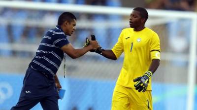 'Buba' López le pide disculpas al país por este 6-0 en contra.